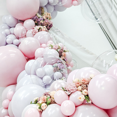 balloon arch florals